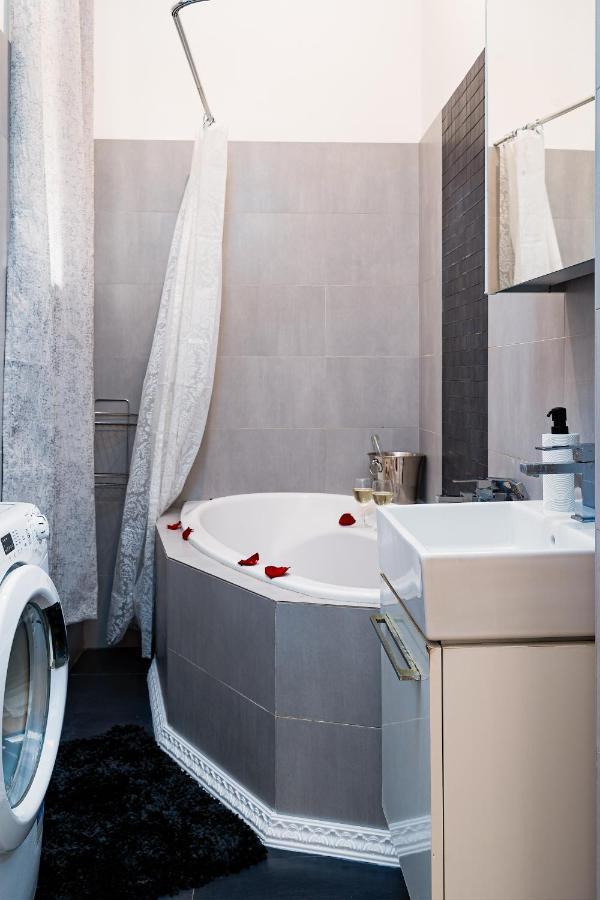 Emperors Elegance Suite Prague Ngoại thất bức ảnh
