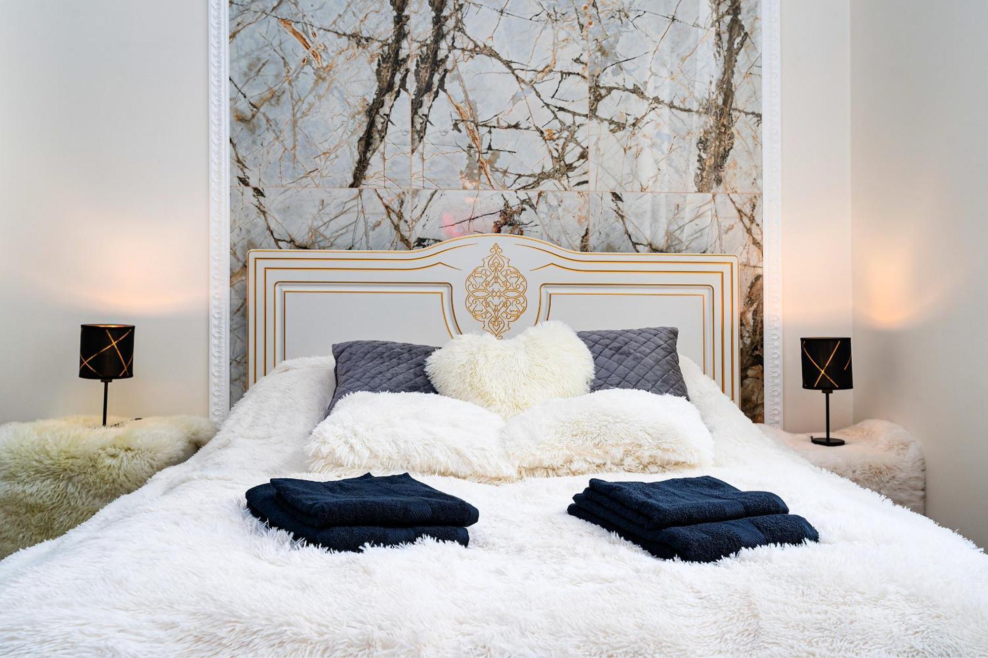 Emperors Elegance Suite Prague Ngoại thất bức ảnh
